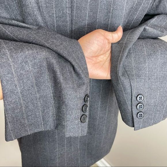 Barney’s New York Two Buttons Pure Wool Suit Stripes Blazer Size 40R Gray - Picture 7 of 12